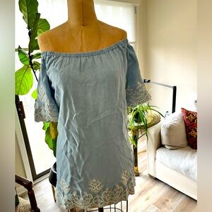 Off shoulder top.  Blue soft denim w embroidered sleeves.  Size M Soft Surround.